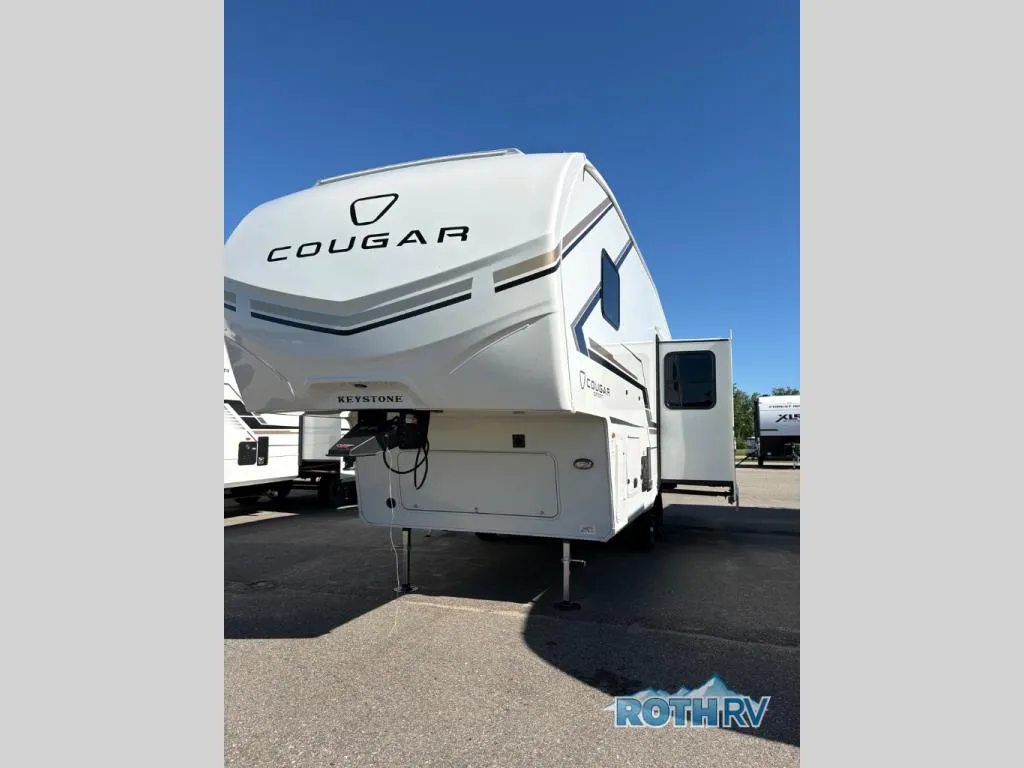 2027 Keystone RV Cougar Sport 2100ML - Photo 2