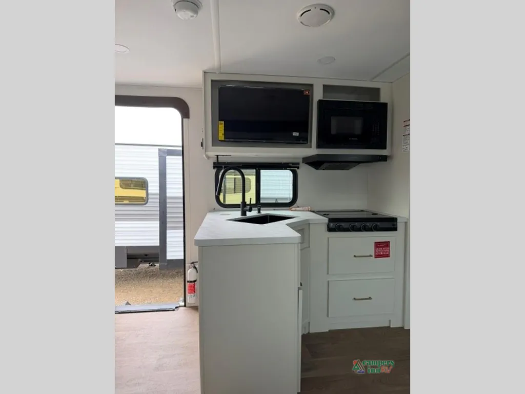 2027 Grand Design Transcend 335BHT, Photos photo 20