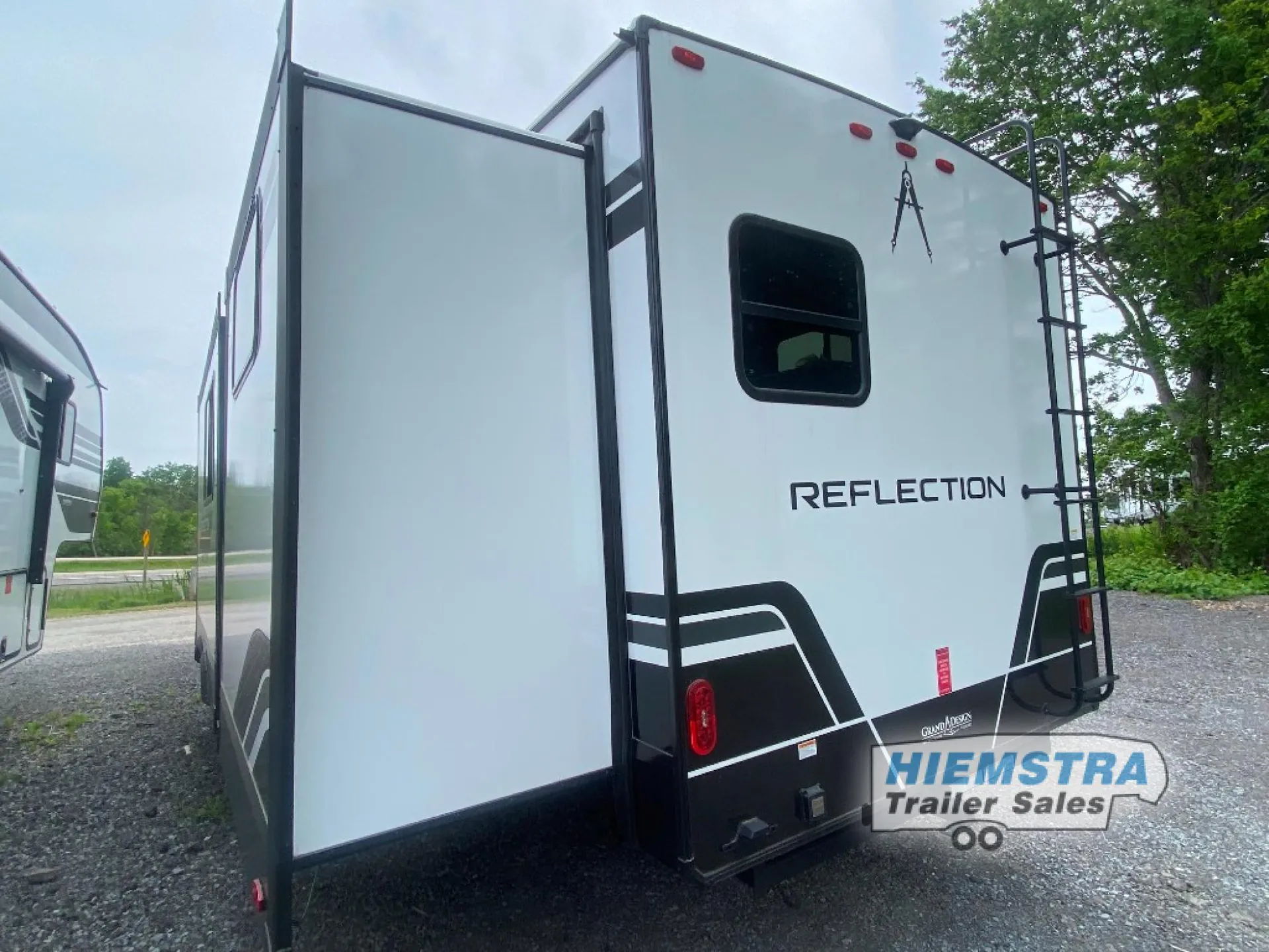 2026 Grand Design Reflection 100 Series 32BH - Photo 4