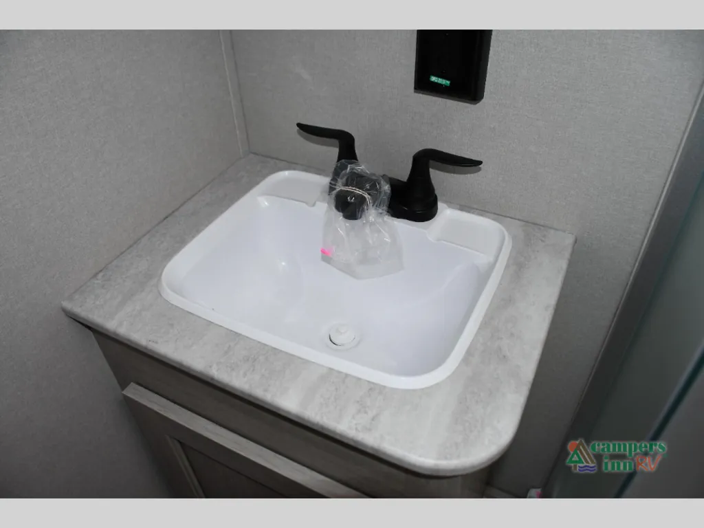 2025 Coachmen Catalina Legacy Edition 243RBS, Photos photo 38