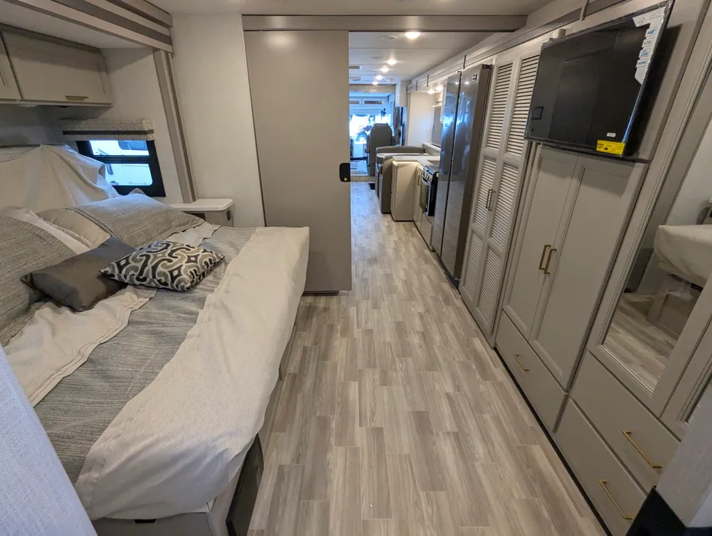 2026 Thor Motor Coach Windsport 36H, Photos photo 30