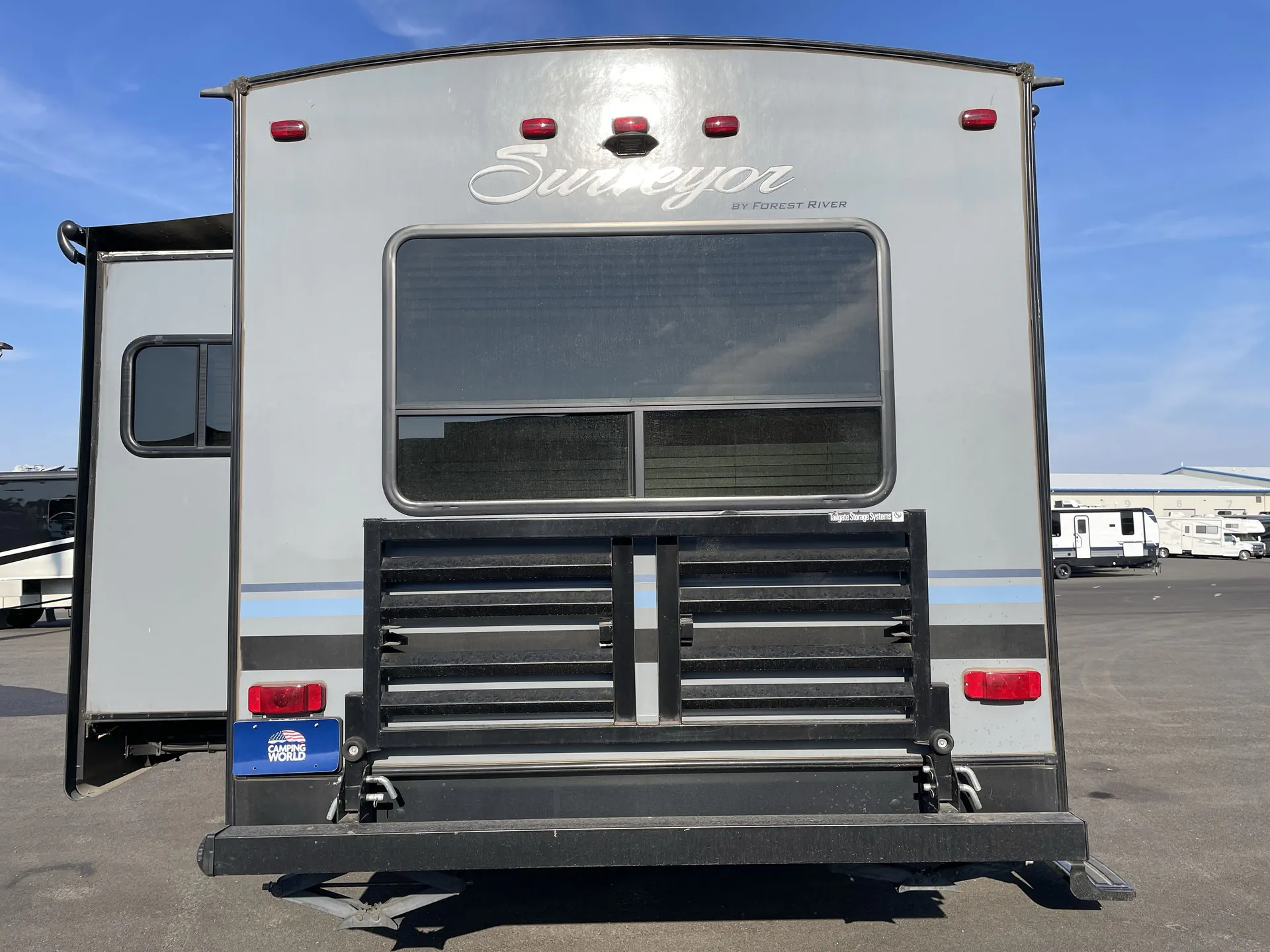 2018 Forest River Surveyor 265RLDS — backside