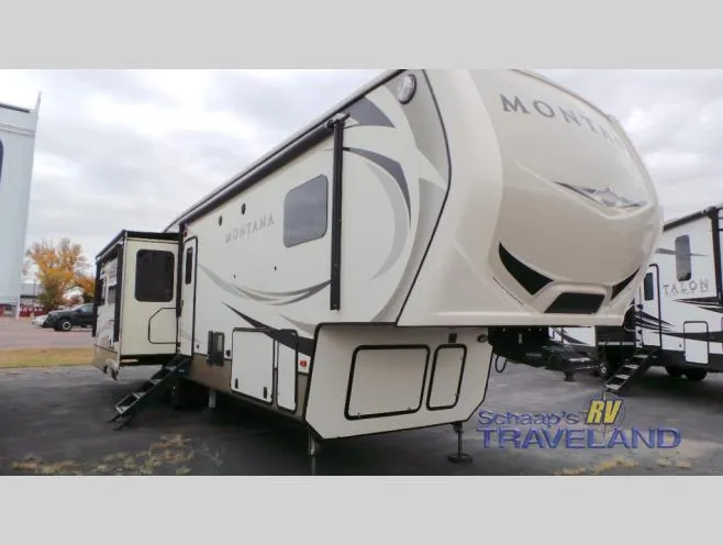 2018 Keystone Montana 3720RL - Main photo