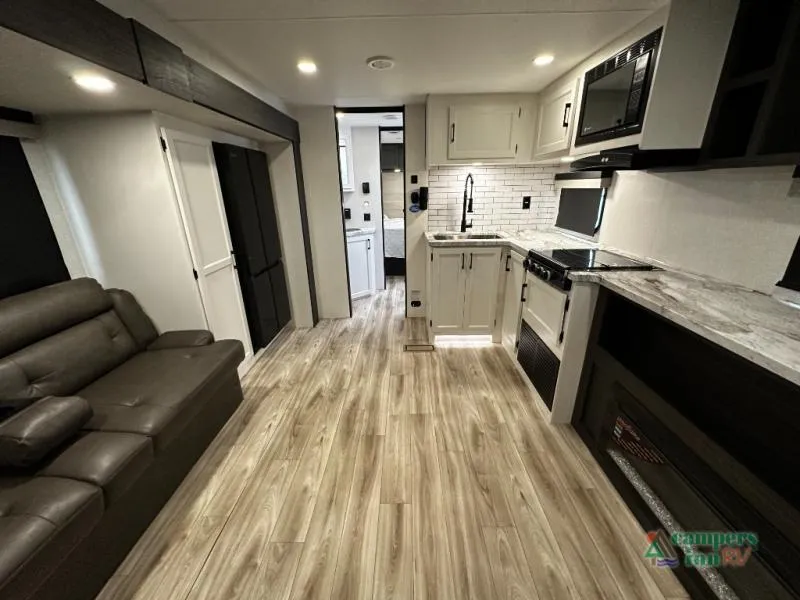 2026 Venture RV Campbound Platinum 281CBH - Photo 3
