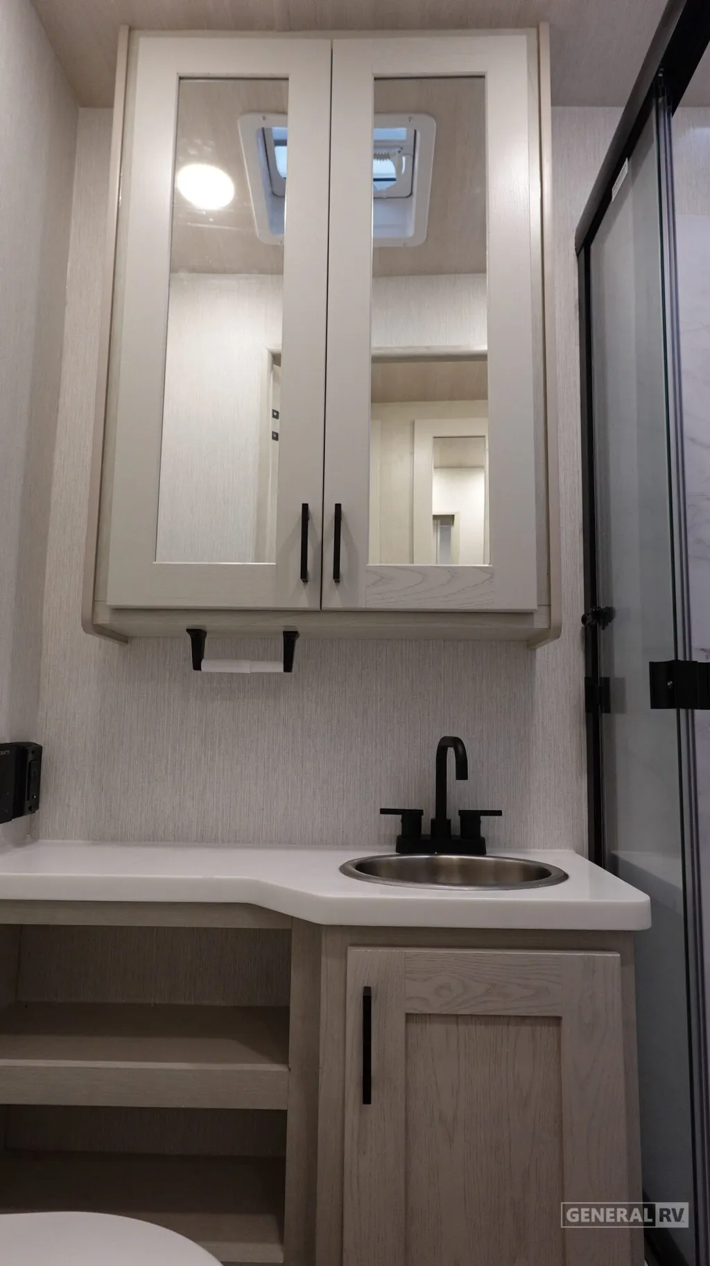 2027 NeXus RV Ghost 33DS, Photos photo 26
