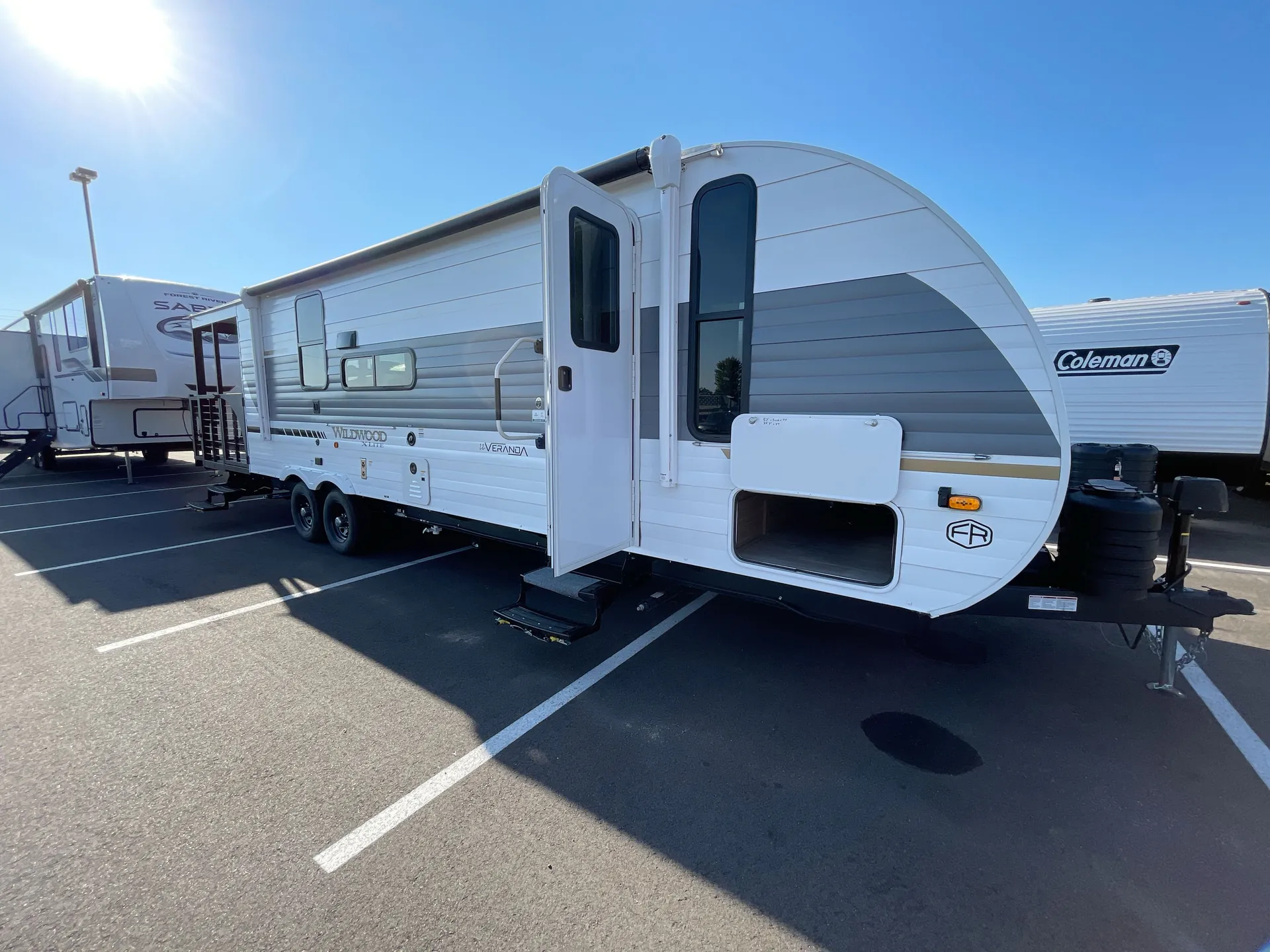 2025 Forest River Wildwood X-Lite 22VERANDA - Photo 4