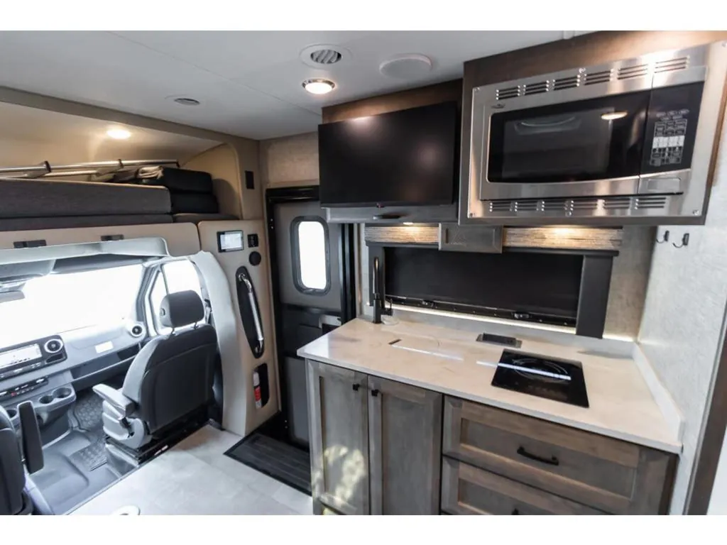 2025 Tiffin Wayfarer 25 XLW, Photos photo 8