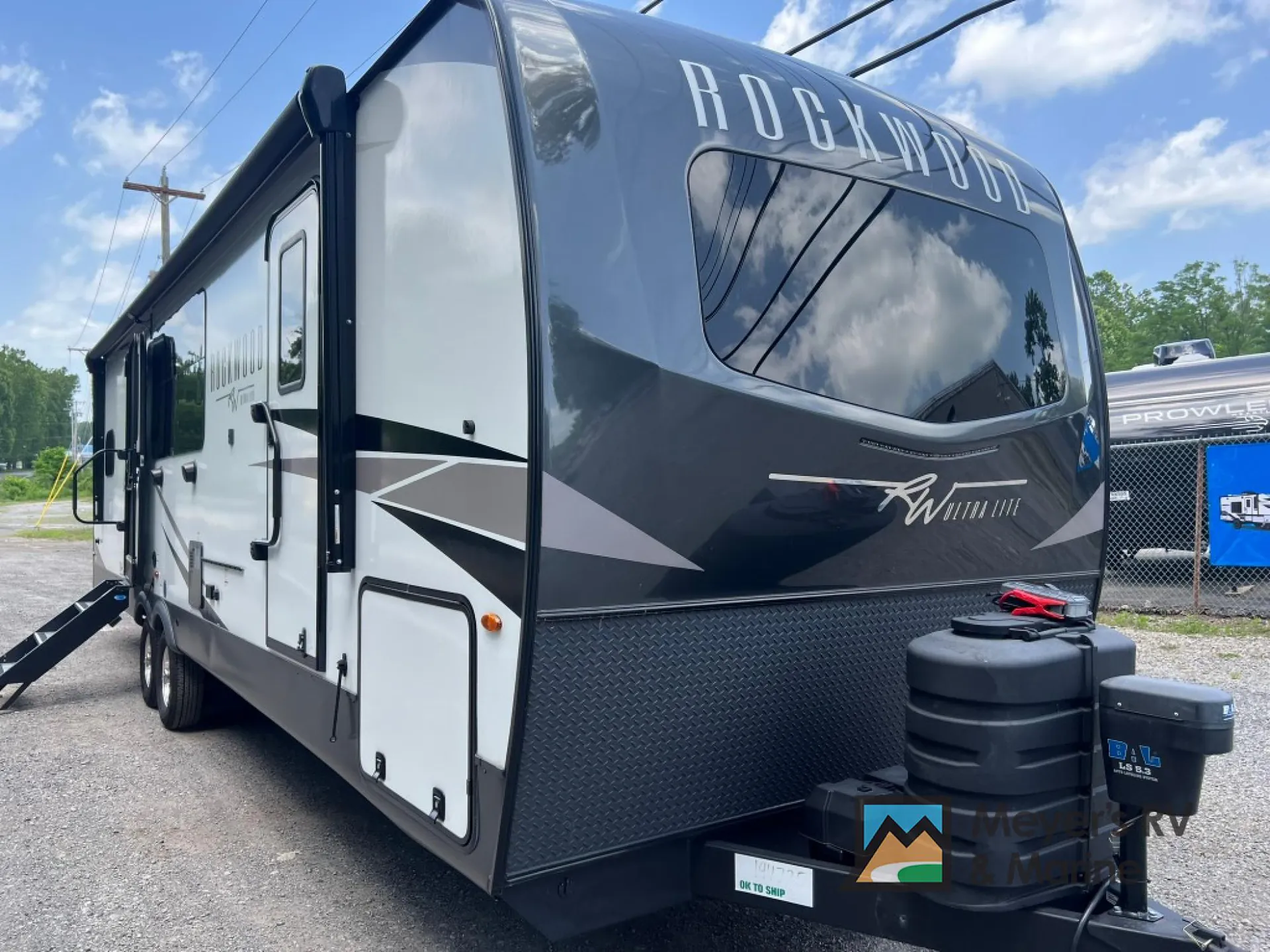 2025 Forest River Rockwood Ultra Lite 2918BH - Photo 2