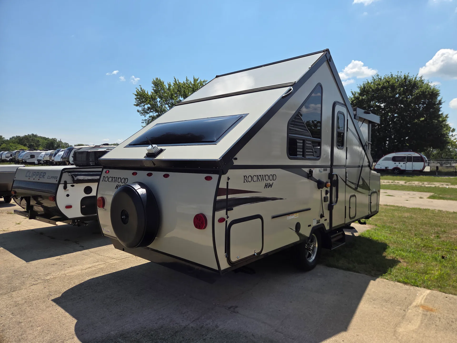 2019 Forest River Rockwood Hard Side A214HW - Photo 3
