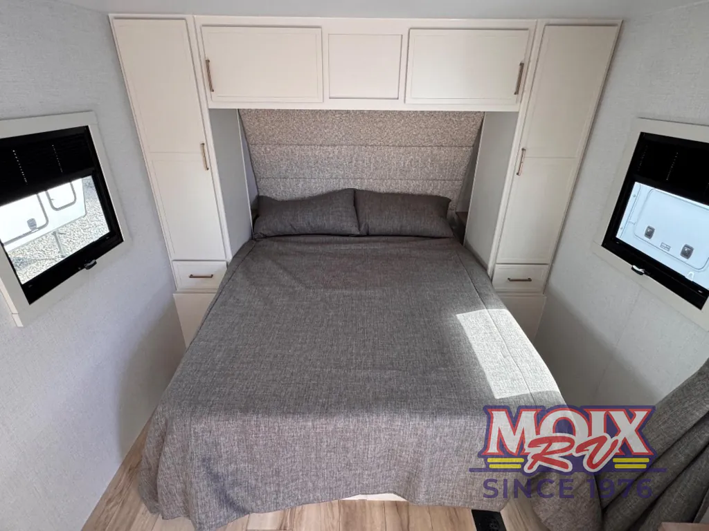2026 Brinkley Model Ix 23X, Photos photo 47