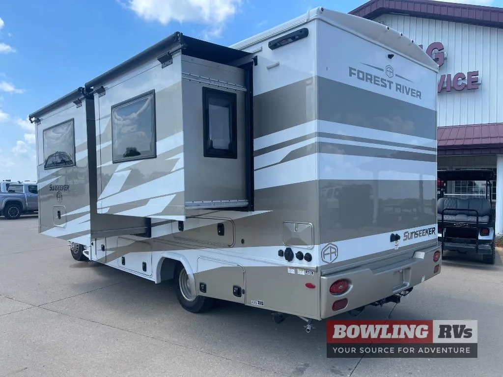 2025 Forest River Sunseeker MBS 2400DSB - Photo 3