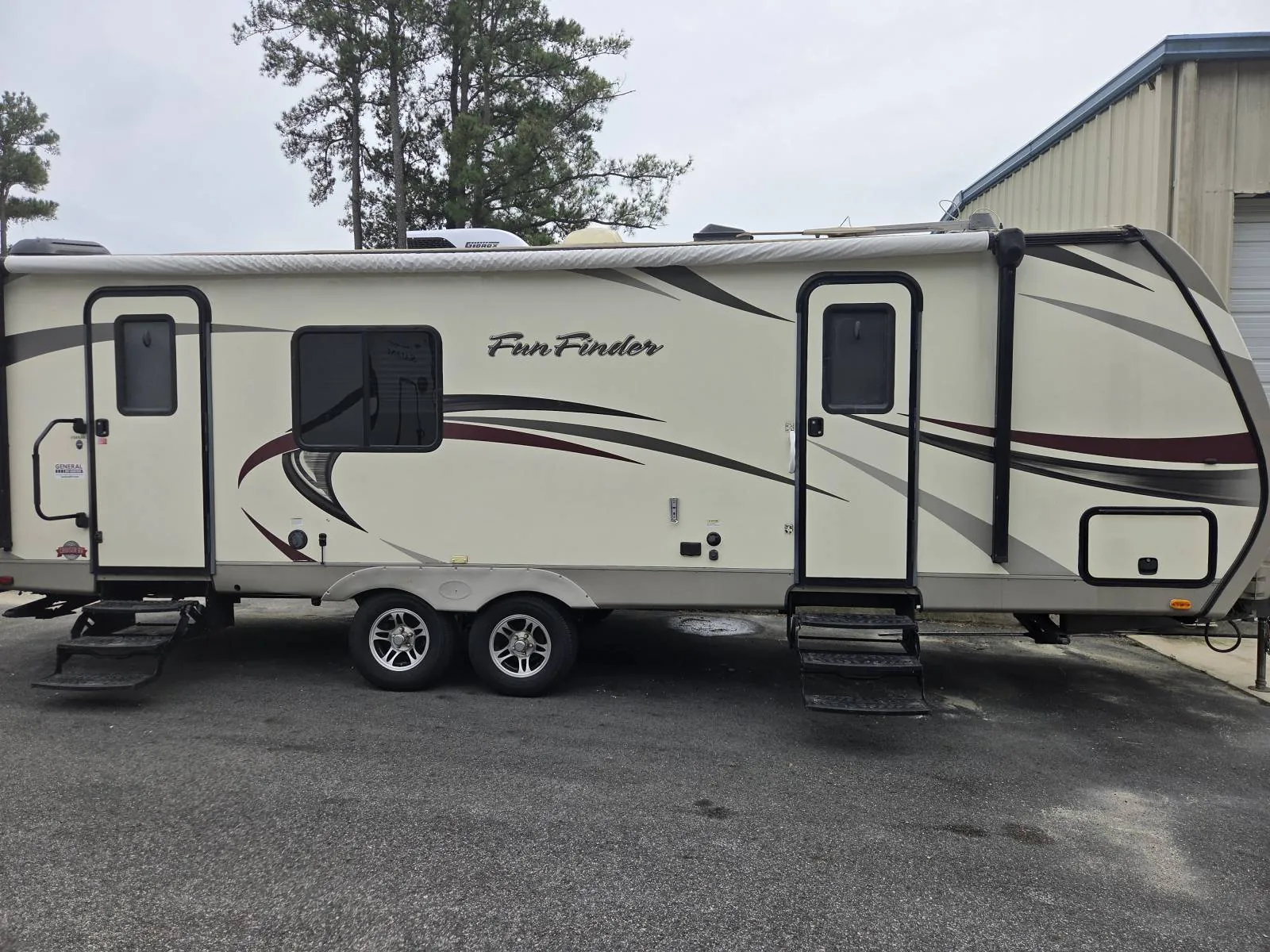 2016 Cruiser RV Fun Finder 241LRK - Photo 3
