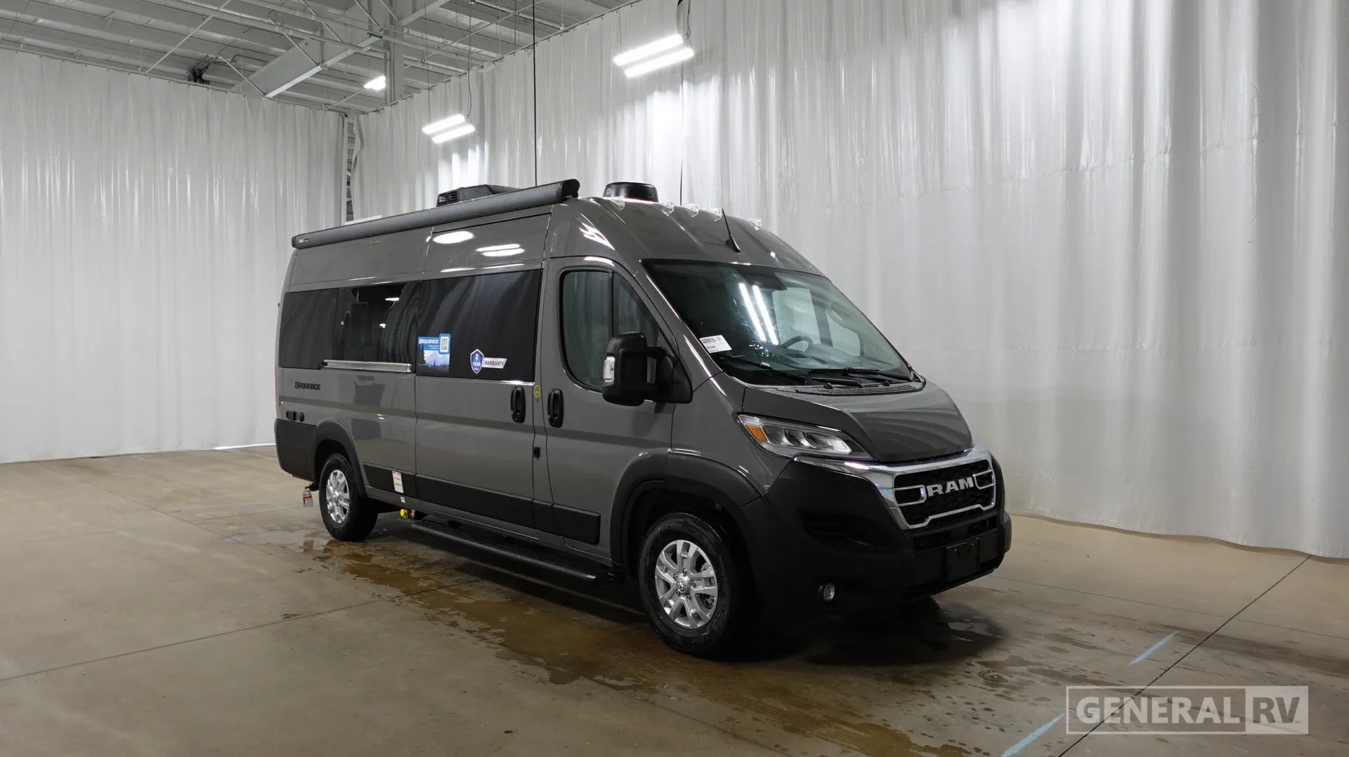 2027 Thor Motor Coach Sequence 20L - Photo 2