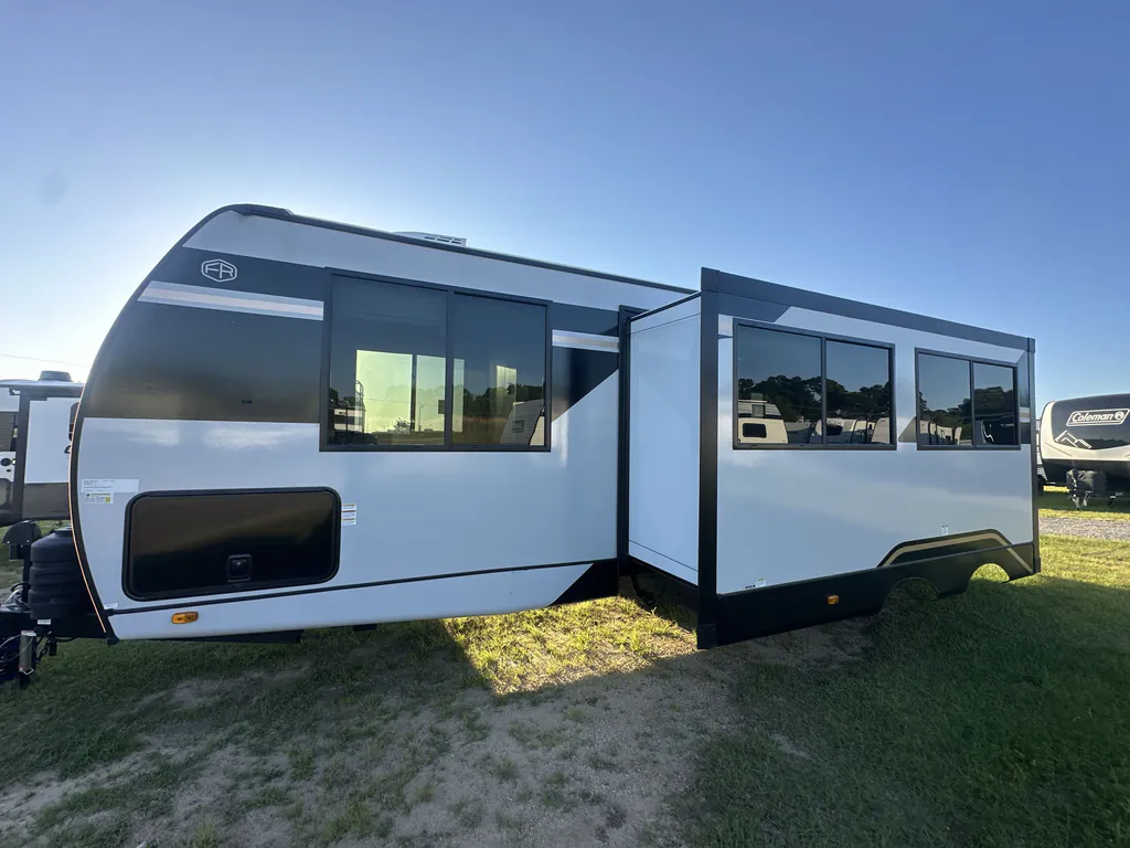 2026 Forest River Vibe Extreme Lite 2600RB, Photos photo 6