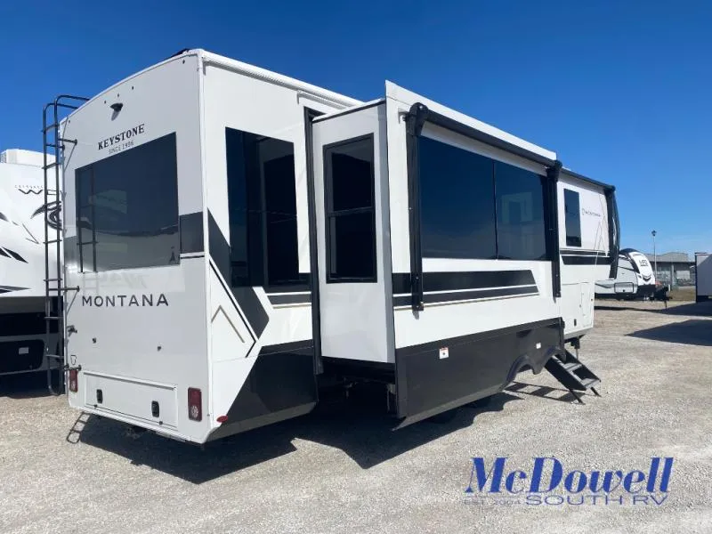 2026 Keystone Montana 3100RL - Photo 3