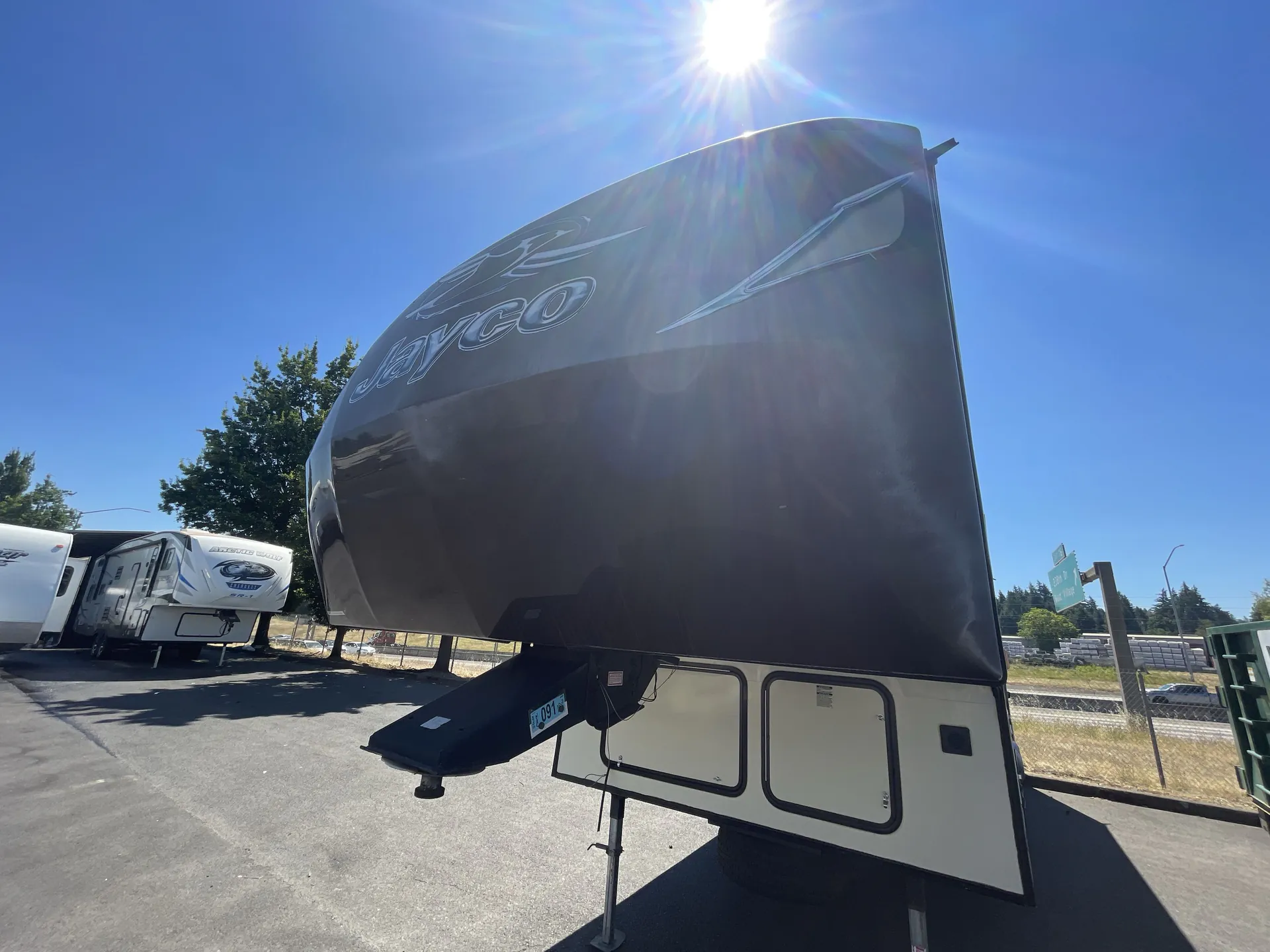 2015 Jayco Eagle HT 265RLS — front