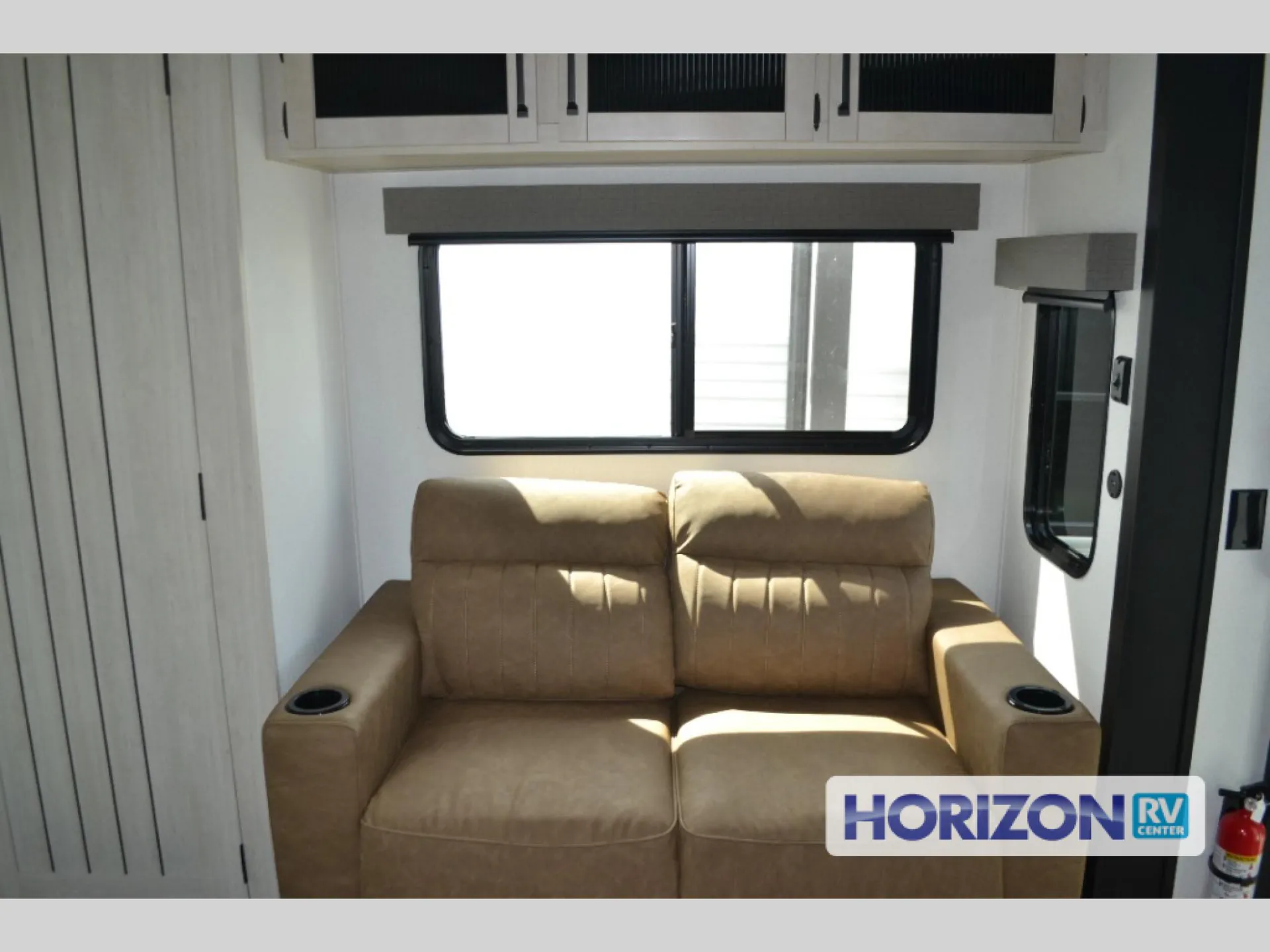 2027 Forest River Puma Vista 403LFT — Photo 7