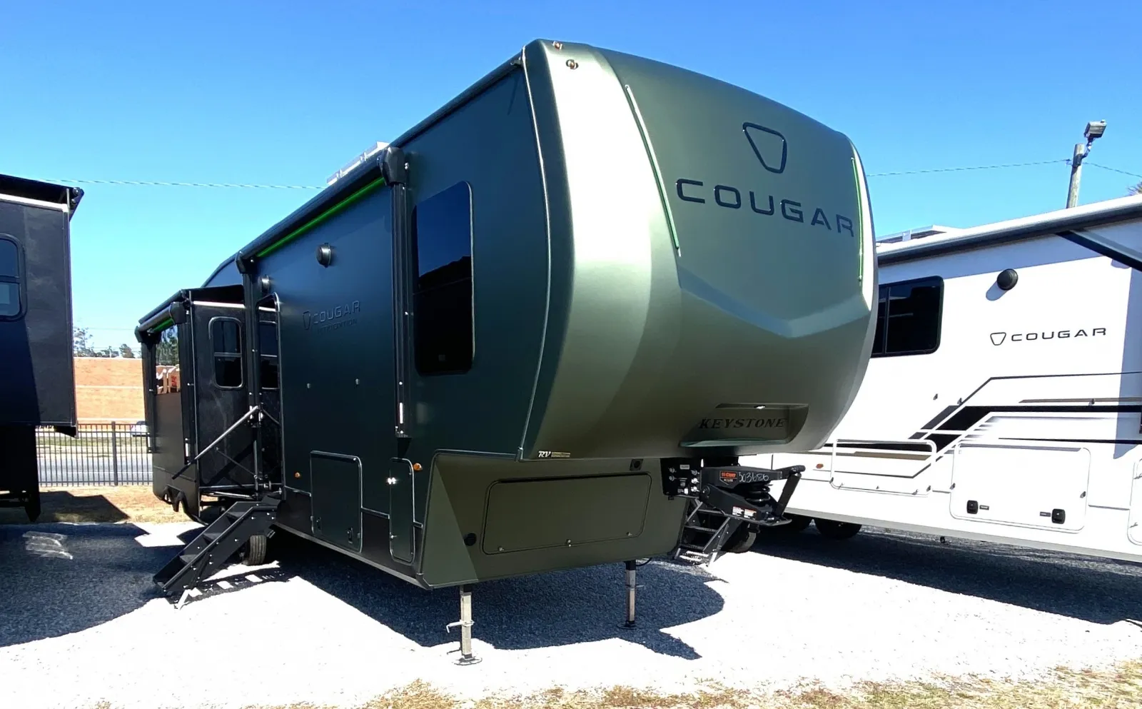 2026 Keystone Cougar 350LLK - Photo 2