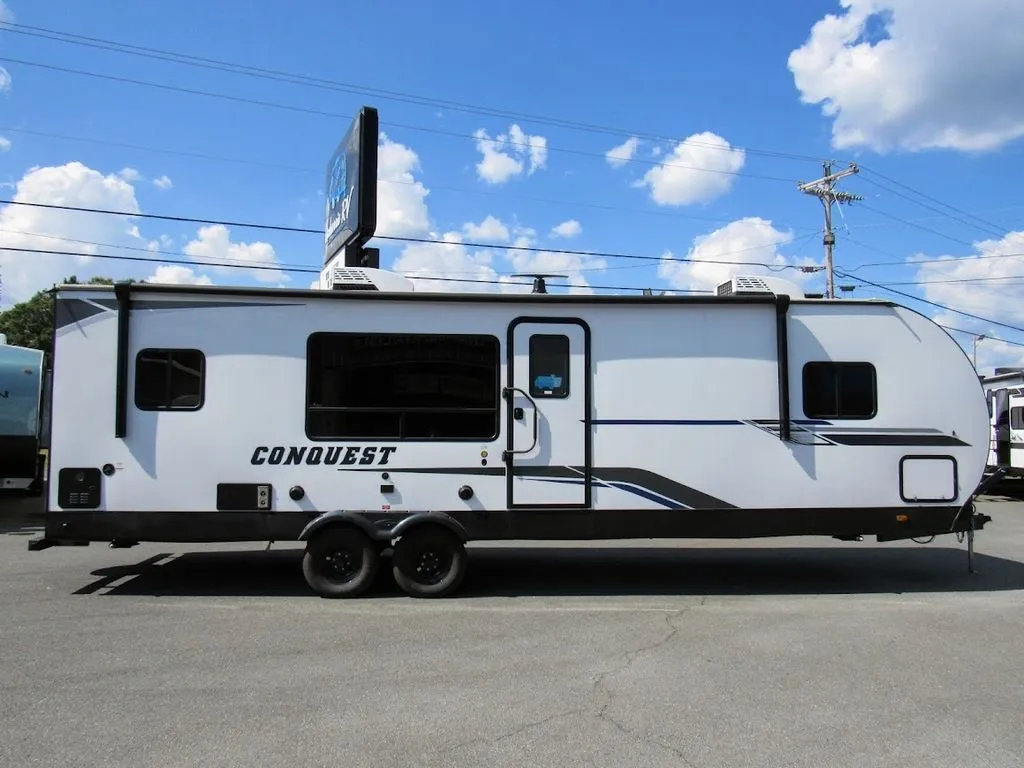 2025 Gulf Stream Conquest 295SBW - Photo 2