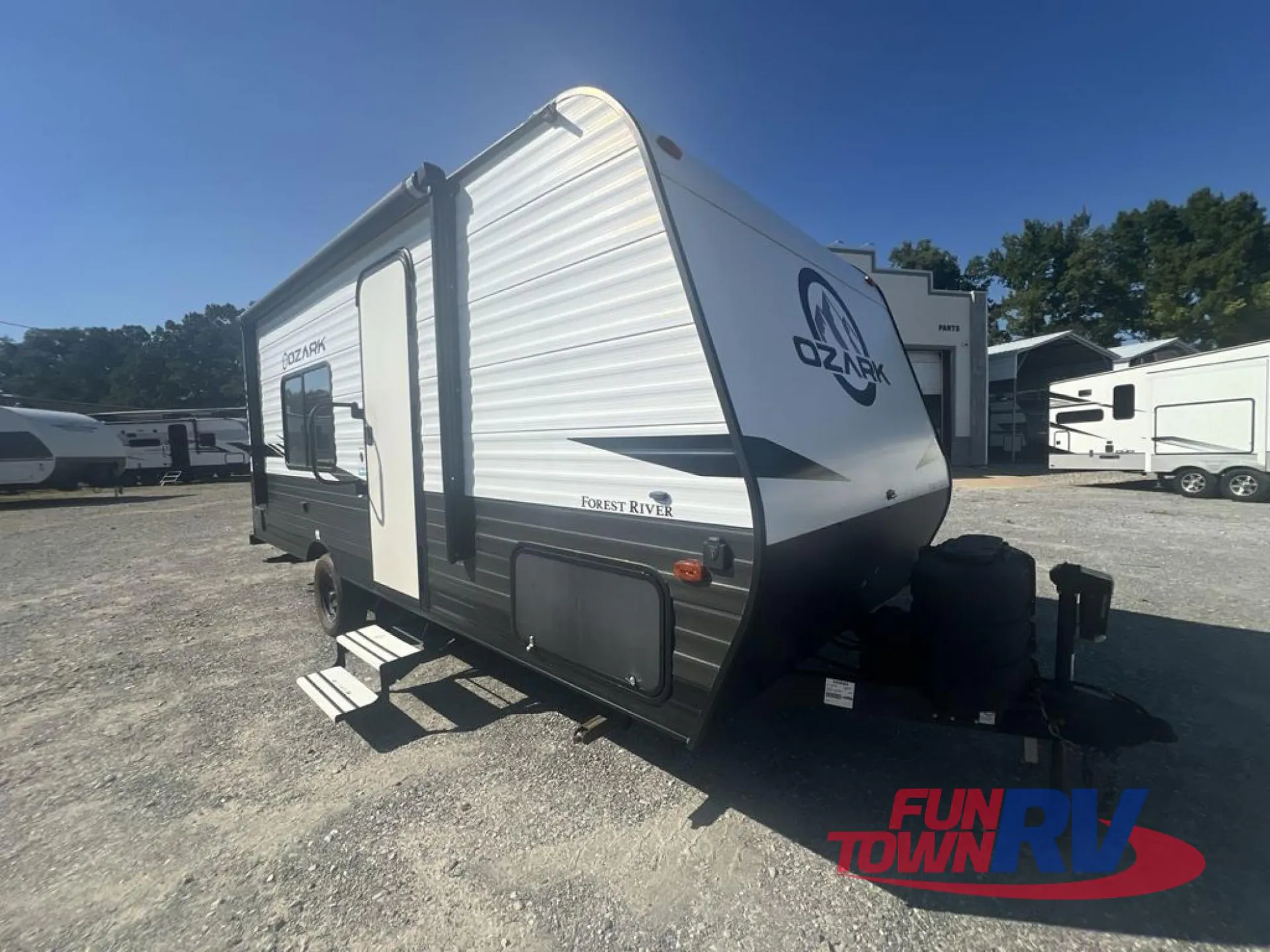 2021 Forest River Ozark 1660FQ - Photo 2
