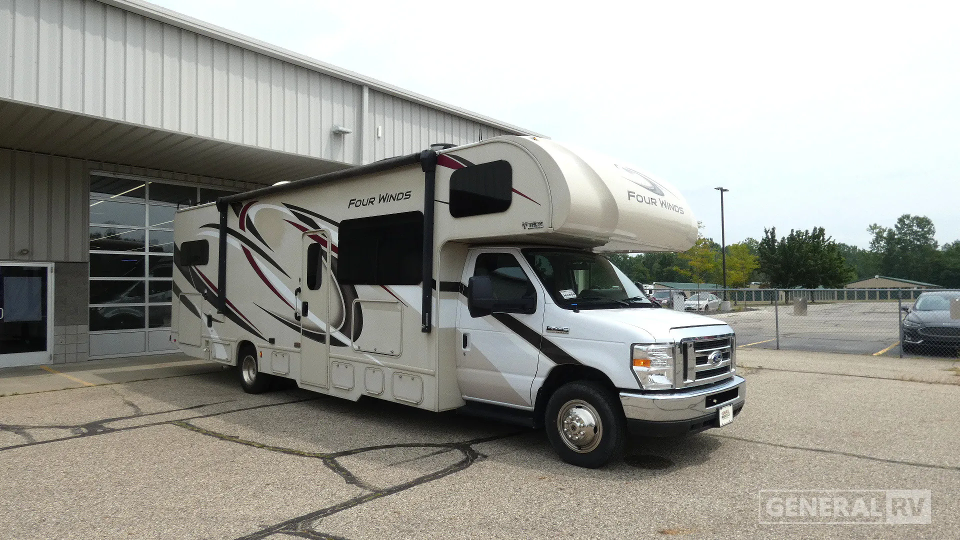 2019 Thor Motor Coach Four Winds 31W - Photo 2