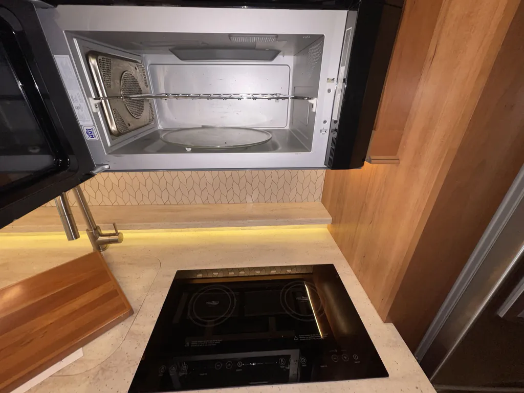 2019 entegra coach Aspire 38M, Photos photo 11