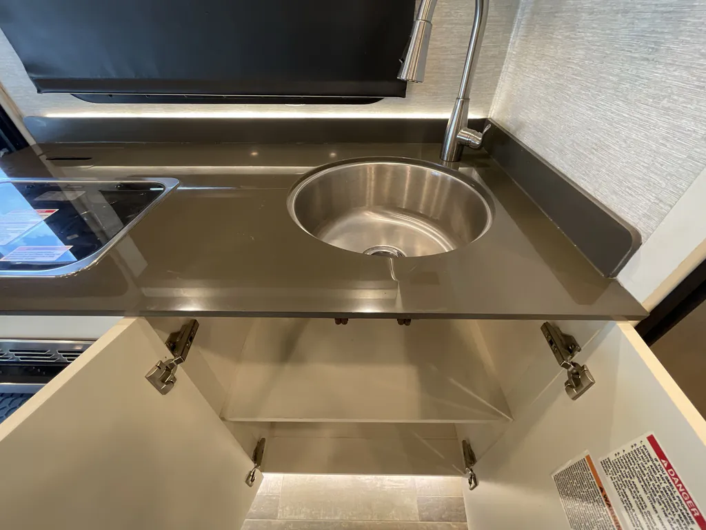 2020 Tiffin Wayfarer 25 RW, Photos photo 7