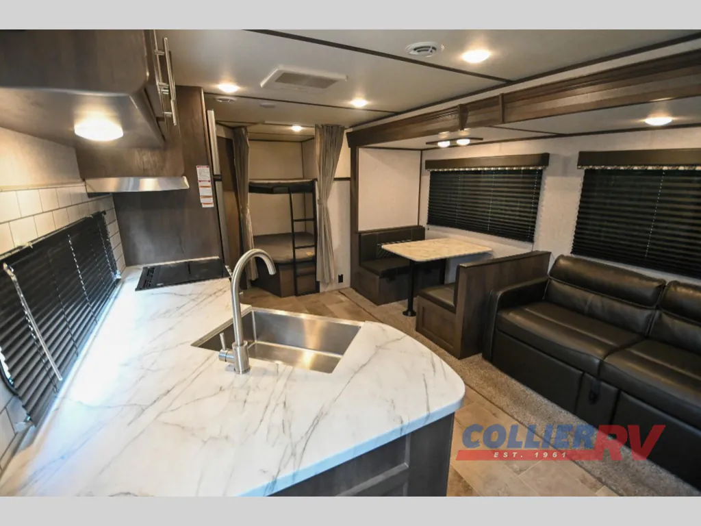 2021 Dutchmen Coleman Lantern 263BH, Photos photo 4