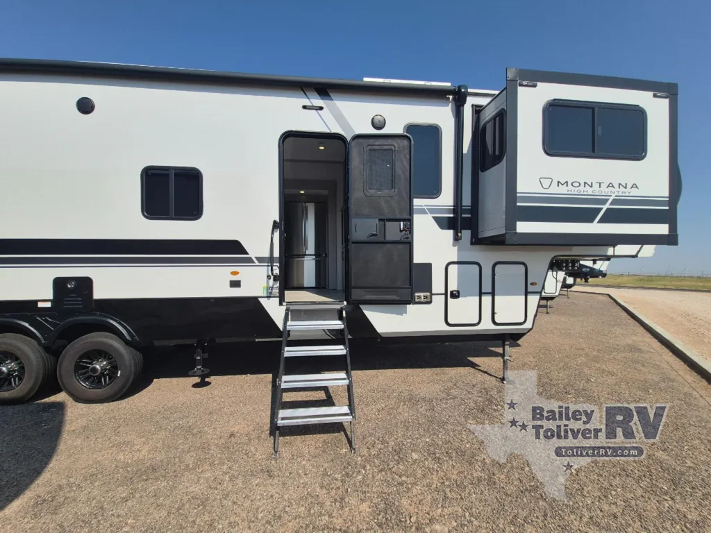 2026 Keystone Montana 377FL, Photos photo 27