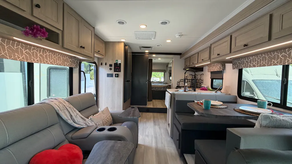 2026 Forest River Sunseeker 3050S, Photos photo 35