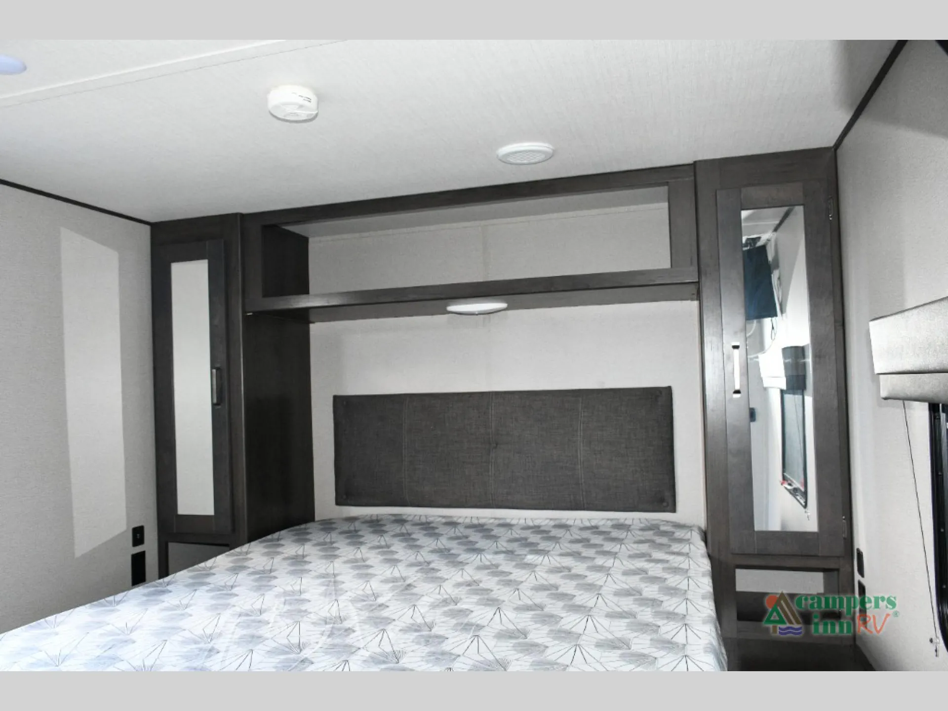 2022 Grand Design Transcend Xplor 255FK - Photo 4
