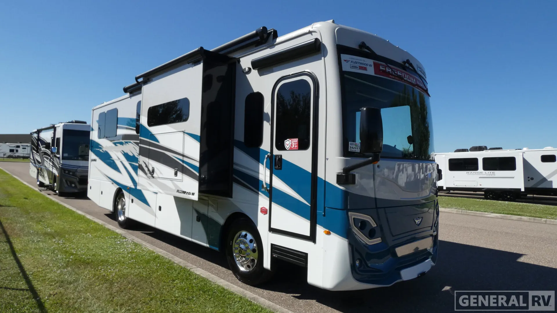2026 Fleetwood Frontier 33TL - Photo 2