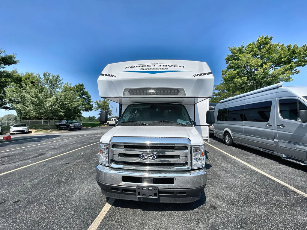 2026 Forest River Sunseeker 3050S, Photos photo 4
