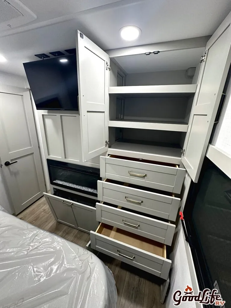 2026 Brinkley Model Z 297, Photos photo 80