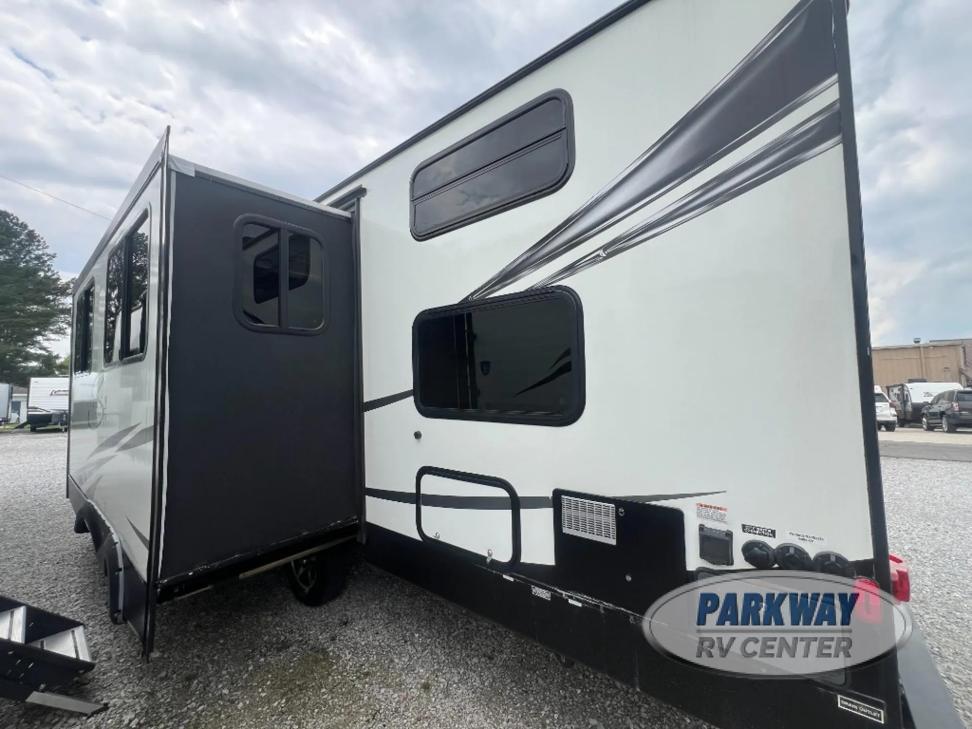 2018 Coachmen Spirit Ultra Lite 2963BH - Photo 4