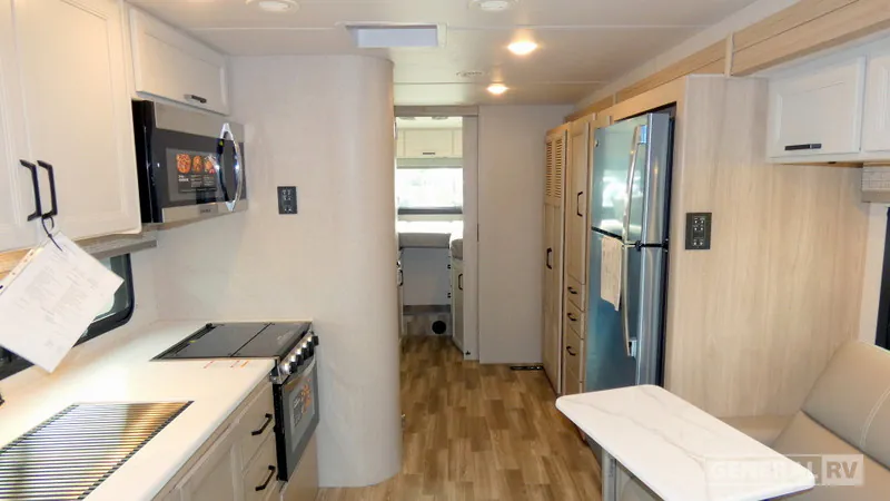 2027 Thor Motor Coach Magnitude Grand Z30 - Photo 3