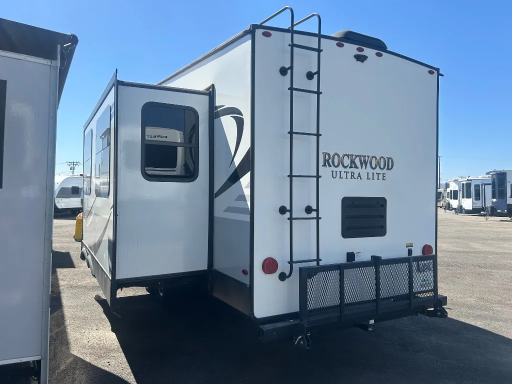 2021 Forest River Rockwood Ultra Lite 2881S