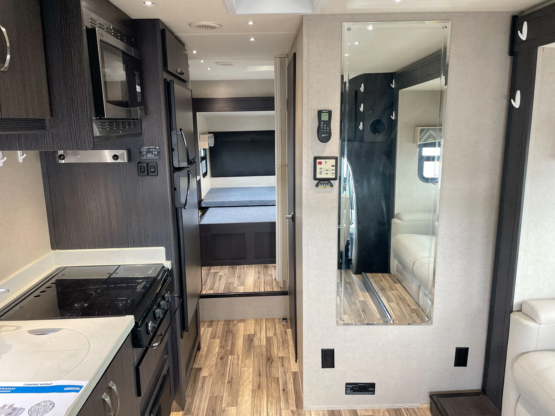 2017 Dynamax Corp Isata 3 24RW — living area main