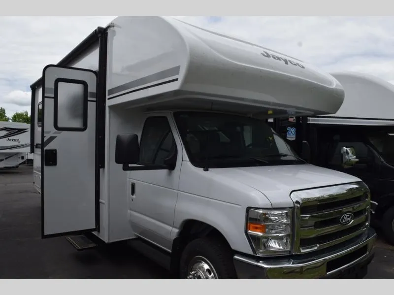 2027 Jayco Redhawk SE 22EF - Photo 3