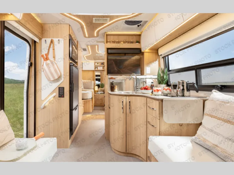 2026 Leisure Travel Unity 24TB - Photo 2