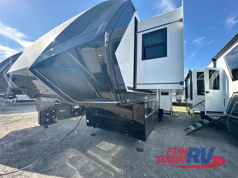 2026 Brinkley Model G 3250 - Photo 4