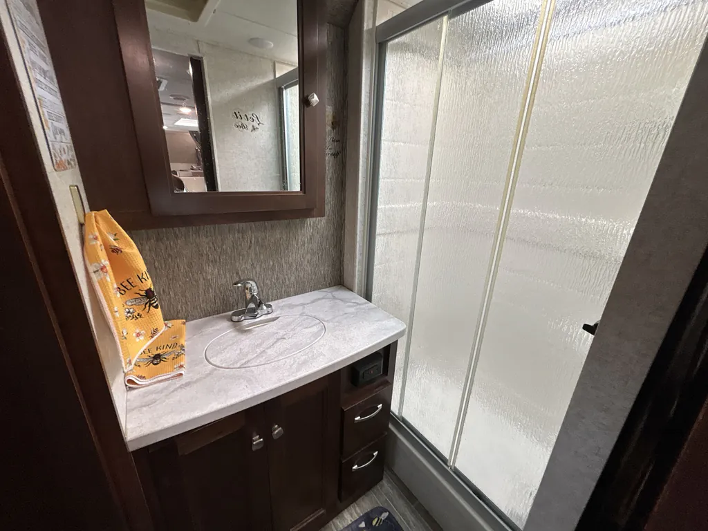 2018 Forest River Forester 2421MS, Photos photo 17