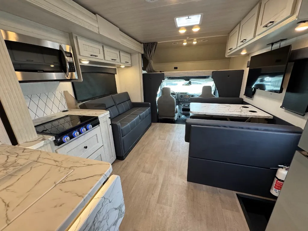 2026 Nexus Triumph 32T, Photos photo 37