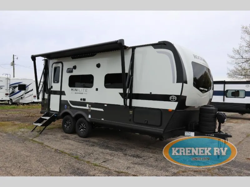 2026 Forest River Rockwood Mini Lite 2109S - Photo 2