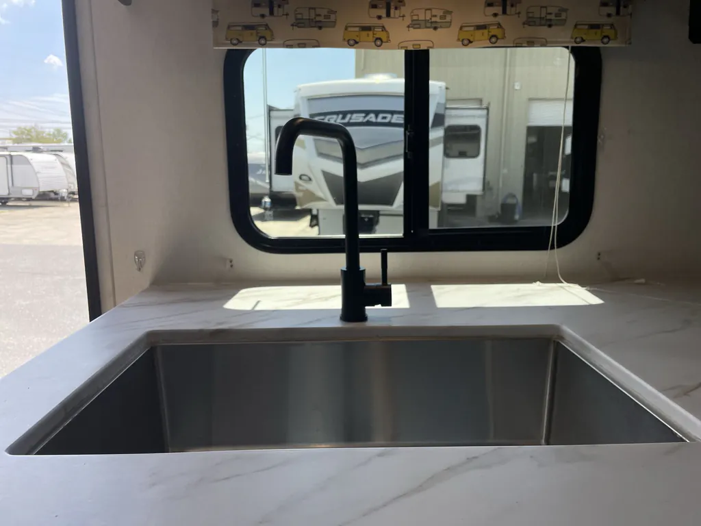 2024 Coachmen Freedom Express Select 31SE, Photos photo 12
