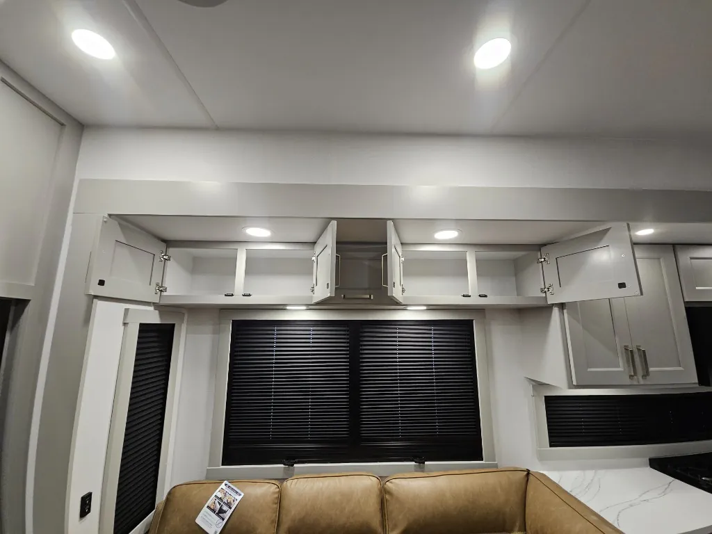 2026 Brinkley Model G 4150, Photos photo 19