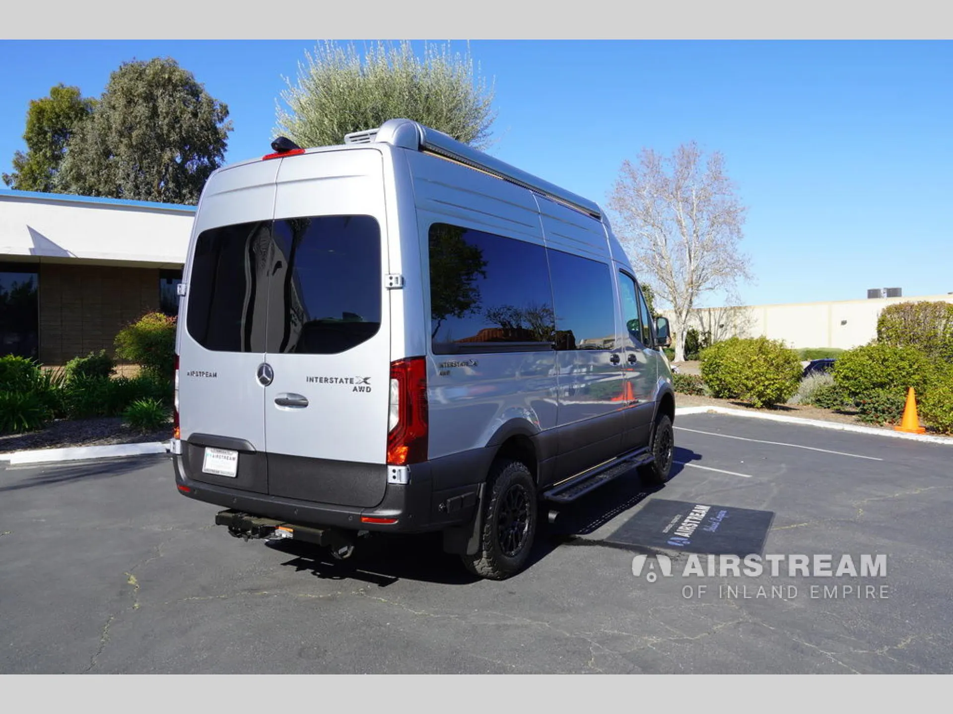 2026 Airstream Interstate 19GTX - Photo 4