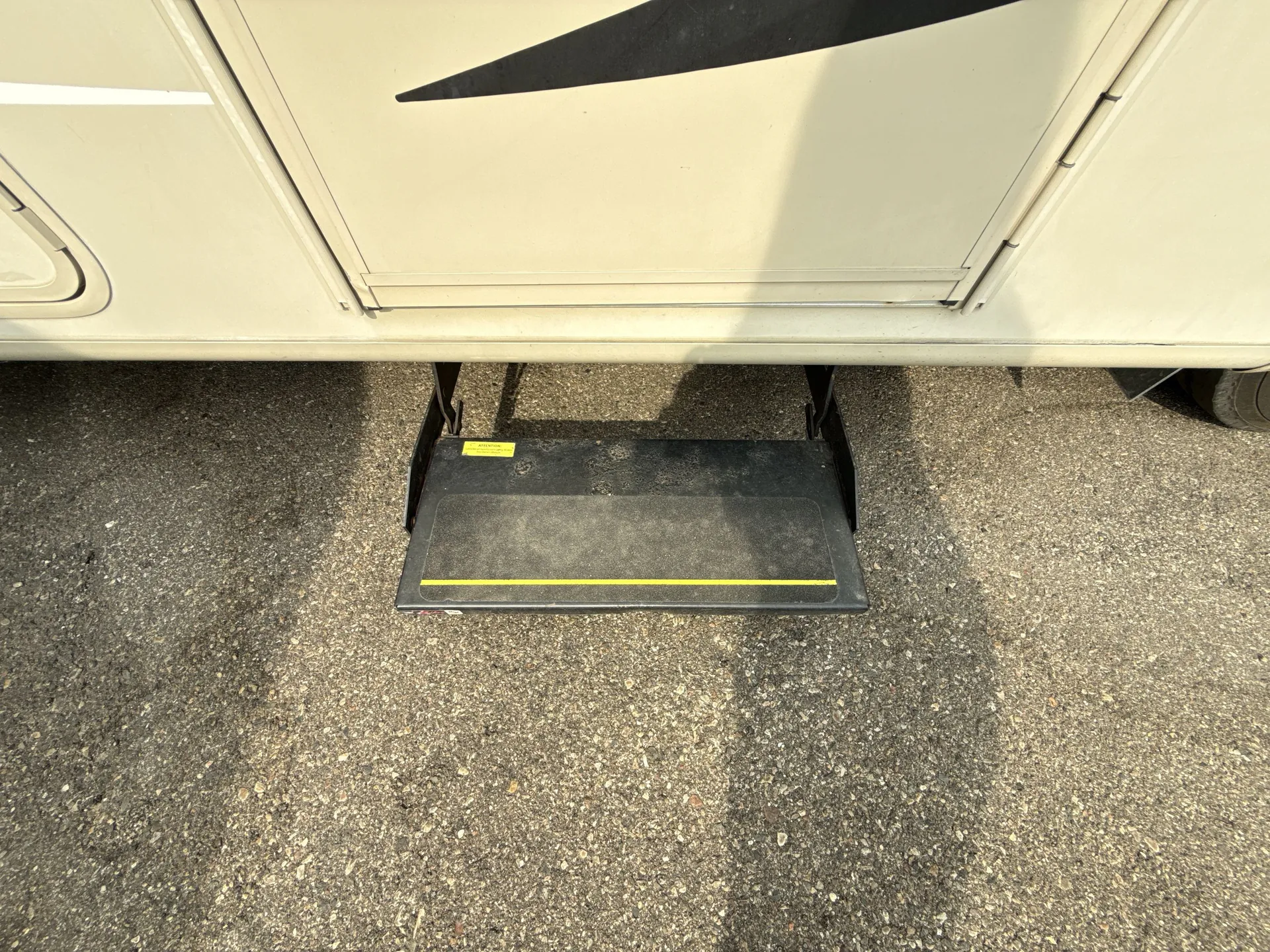 2018 Thor Motor Coach Windsport 35M — living area main