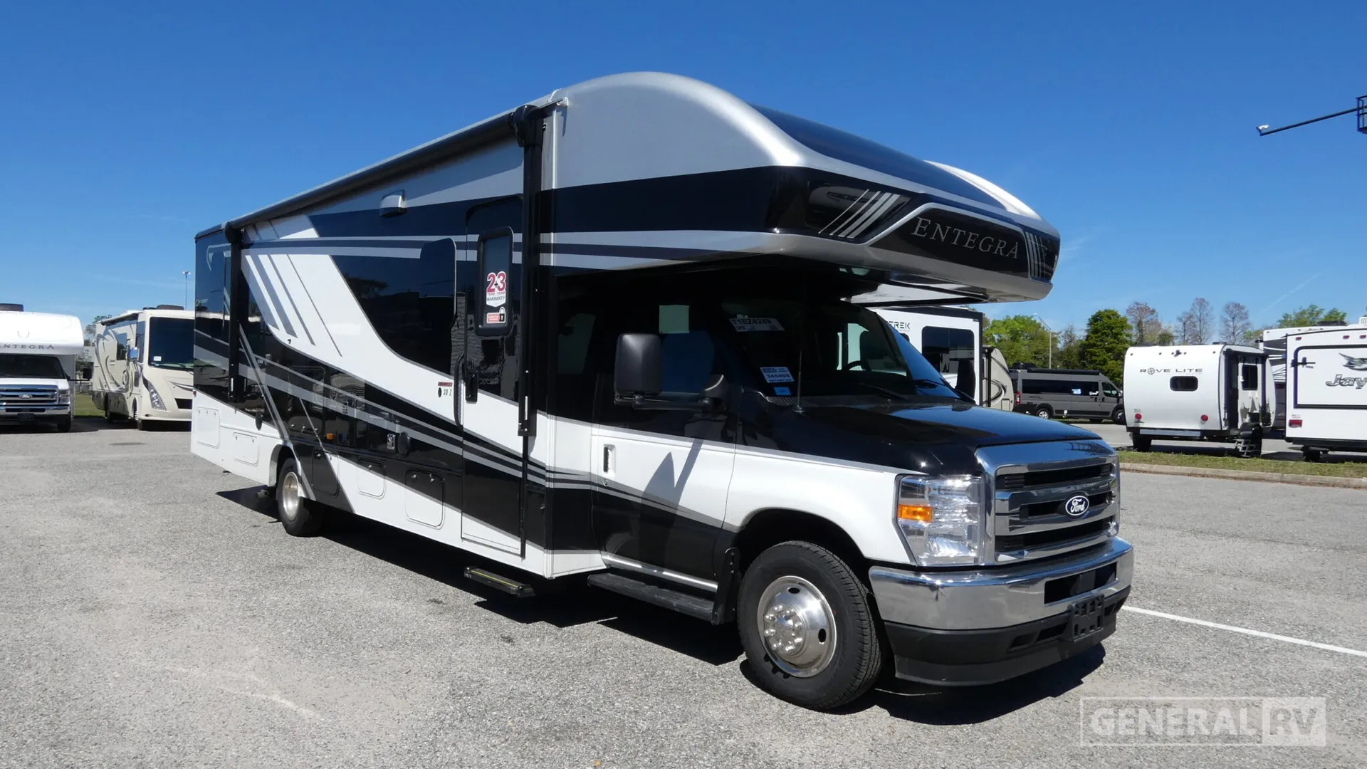 2026 Entegra Coach Odyssey 30Z - Photo 2