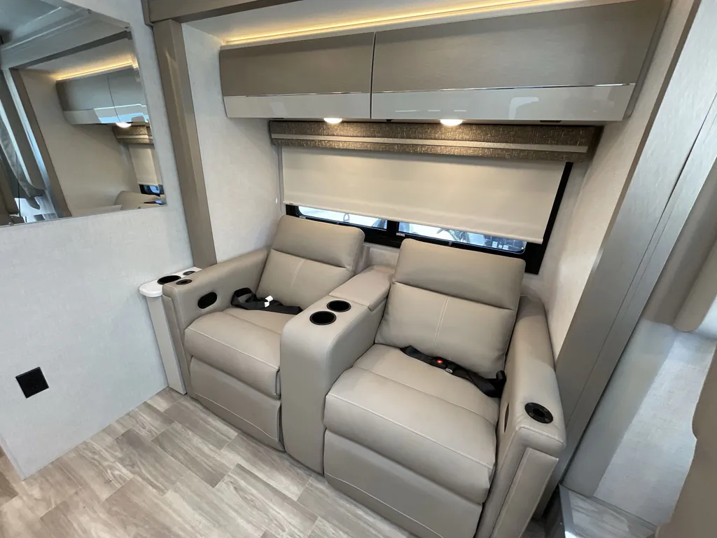 2026 Thor Motor Coach Axis 26.2, Photos photo 17